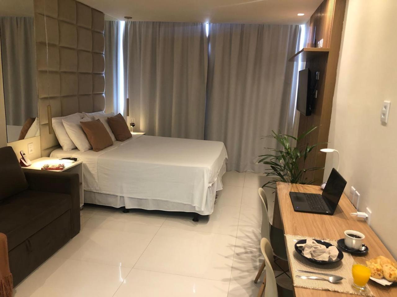 Oito Zero Um - Flat Sol Victoria Marina Apartment Salvador Luaran gambar