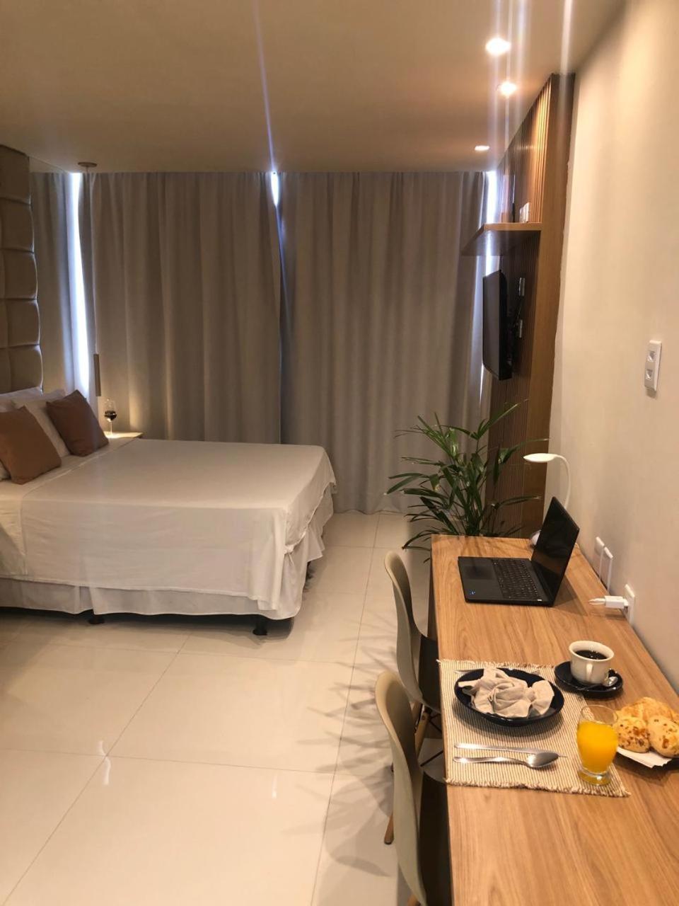 Oito Zero Um - Flat Sol Victoria Marina Apartment Salvador Luaran gambar